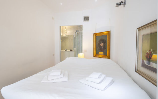 Sant' Andrea Fashion Suite - Photo 19