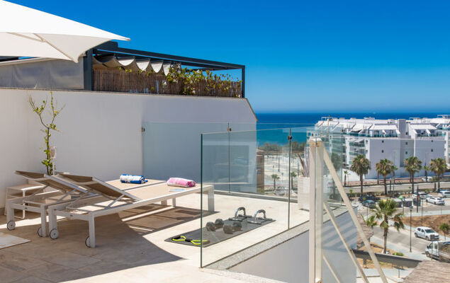 Serenebay SeaView/Roof Terrace - Photo 2