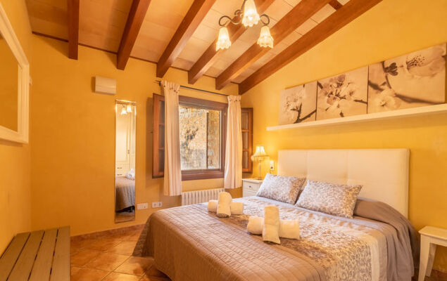 Santa Llucia - Photo 30